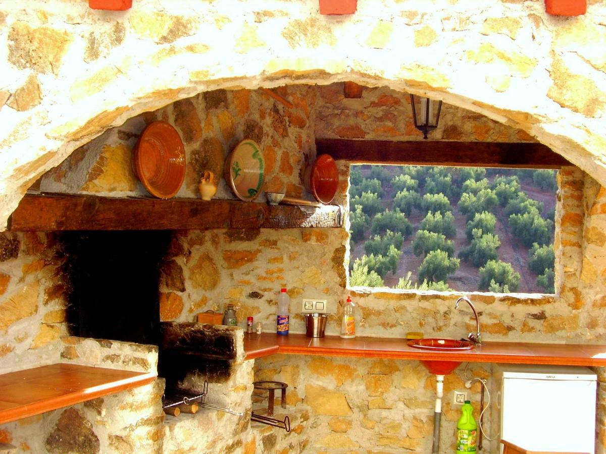 Alojamiento Rural El Agueelo Huelma エクステリア 写真